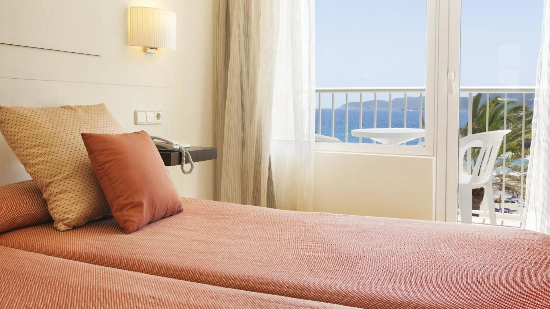 Hotel Grupotel Imperio Playa Cala De San Vicente