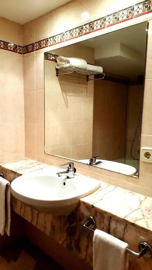 **** Hotel Grupotel Imperio Playa Cala De San Vicente  Espagne